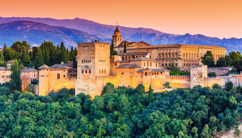 Επίσκεψη στην Αλάμπρα και στο Αλκάθαρ