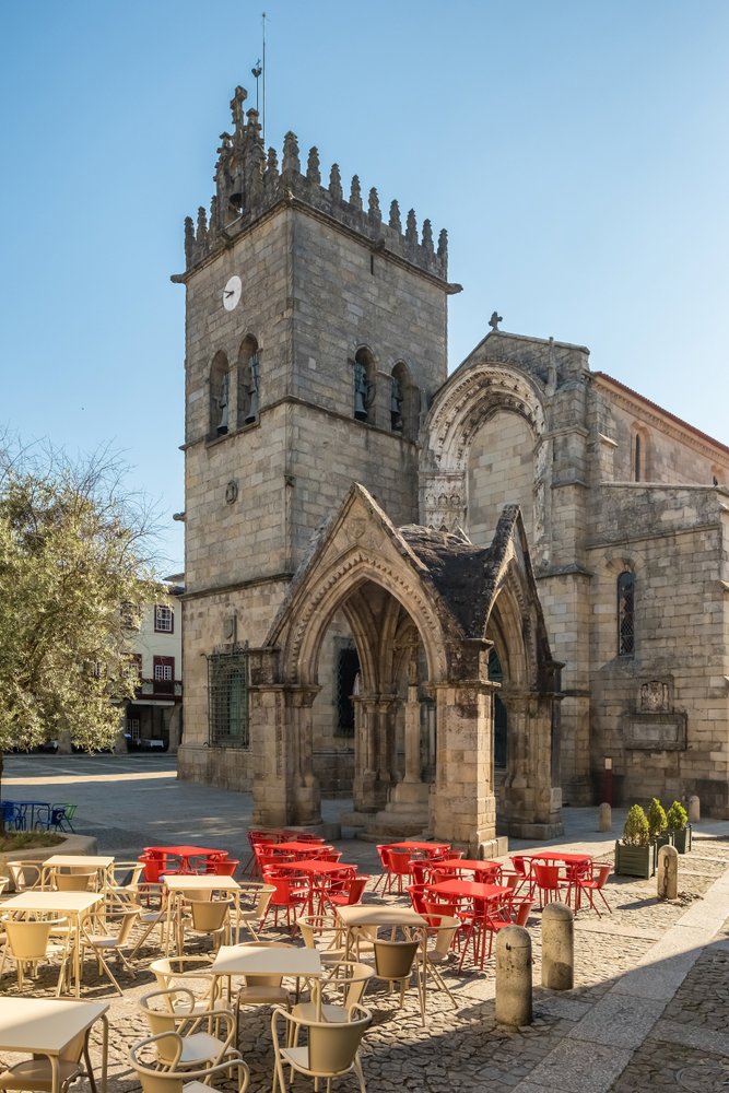 Θαυμάζουμε εντυπωσιακές μεσαιωνικές πόλεις