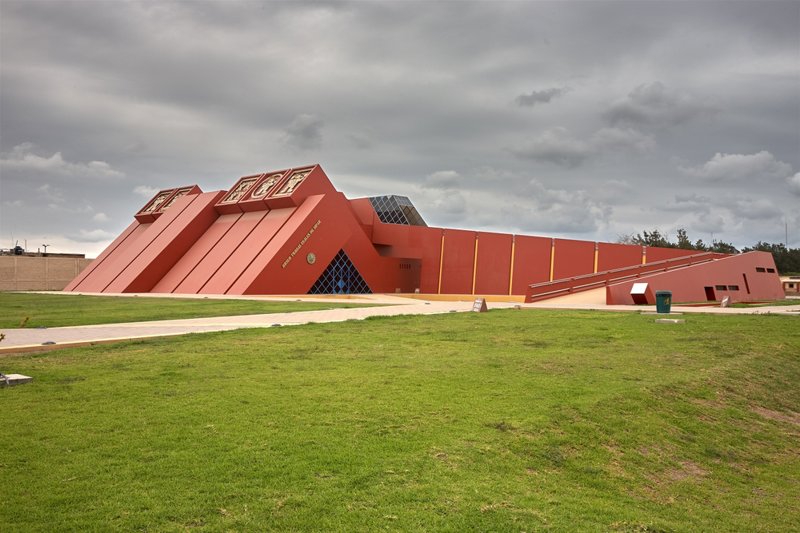 ΤΣΙΚΛΑΓΙΟ – πτήση για ΛΙΜΑ 