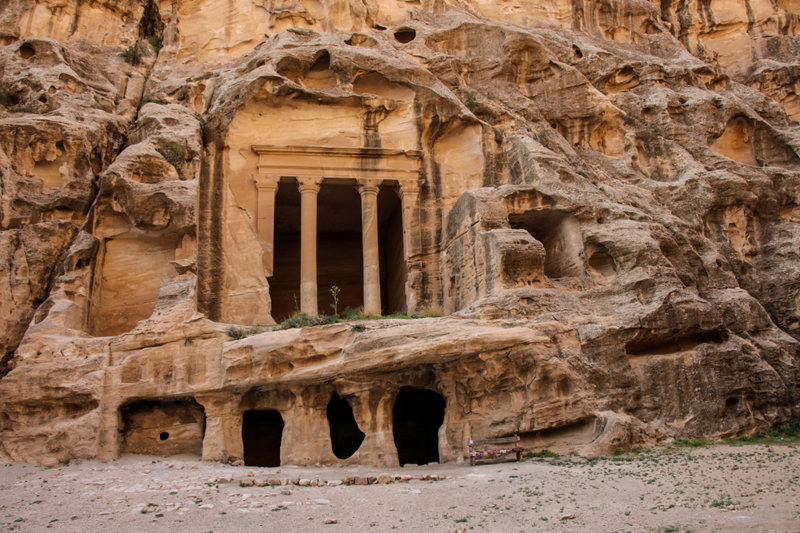 Η ιστορία της Μικρής Πέτρας 