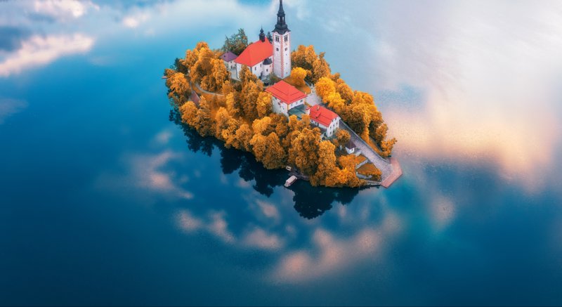 Ένα πλήρες πρόγραμμα του Versus