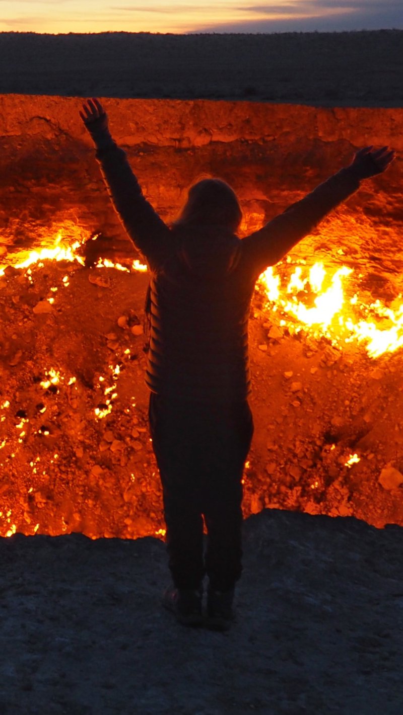 Μοναδική εμπειρία ταξιδιού: Οι κρατήρες αερίου στην Νταρβάζα