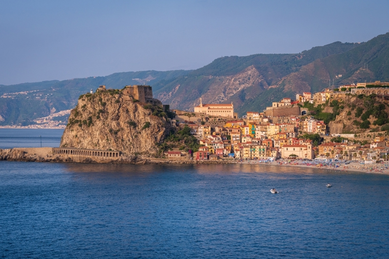 ΡΕΤΖΙΟ ΝΤΙ ΚΑΛΑΜΠΡΙΑ – ΤΣΕΦΑΛΟΥ – ΠΑΛΕΡΜΟ 