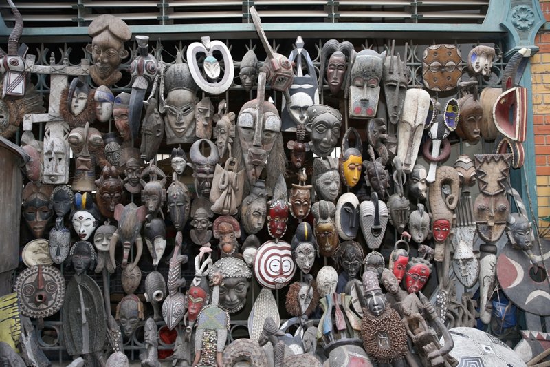 Περιηγηθείτε στις τοπικές αγορές 