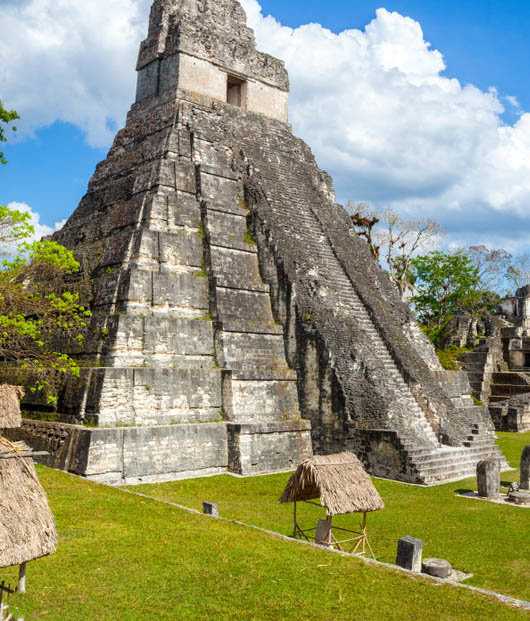 Επίσκεψη στον αρχαιολογικό χώρο Τικάλ των Μάγια 