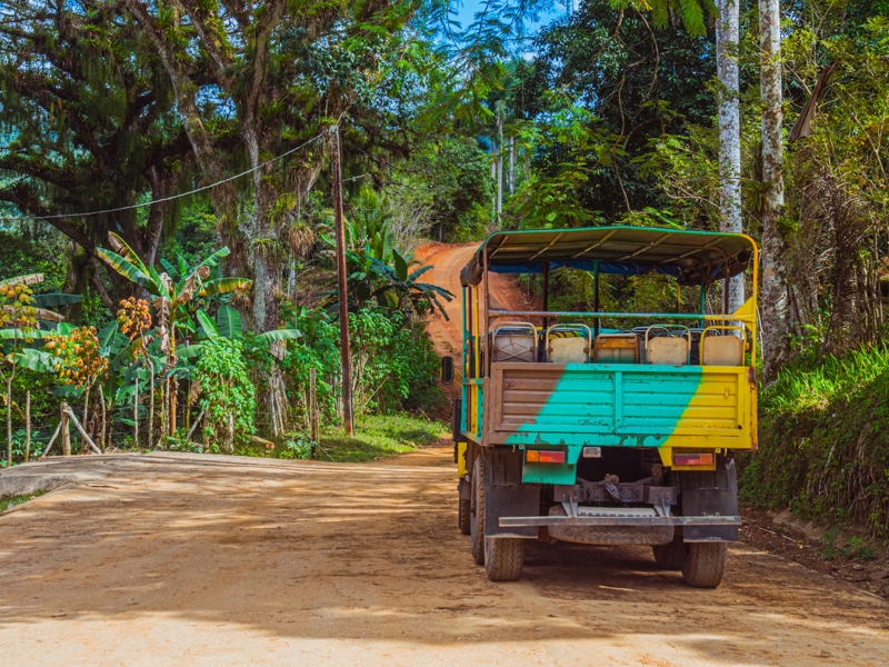 ΑΒΑΝΑ – ΧΕΡΣΟΝΗΣΟΣ ΓΚΟΥΑΜΑ – ΕΚΤΡΟΦΕΙΟ ΚΡΟΚΟΔΕΙΛΩΝ – ΒΑΡΚΑΔΑ ΣΤΗ ΛΙΜΝΗ ΤΟΥ  ΘΗΣΑΥΡΟΥ – ΣΙΕΝΦΟΥΕΓΟΣ – ΤΡΙΝΙΔΑΔ