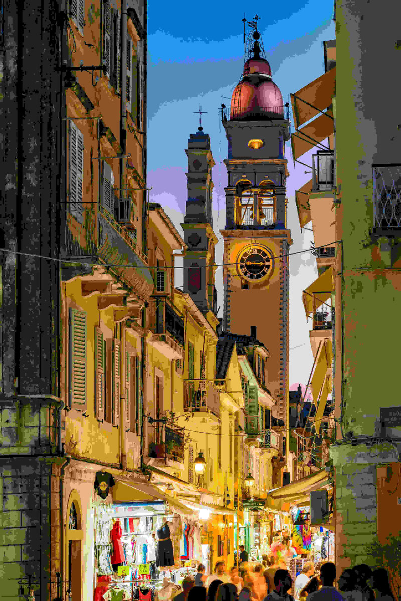 Ανακαλύπτουμε τη μαγεία της Κέρκυρας