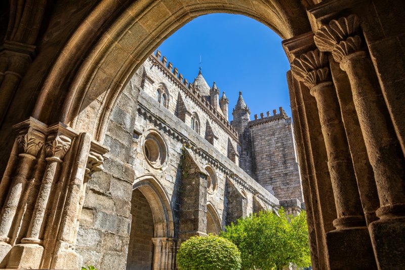 Καθεδρικός Ναός, Εβόρα