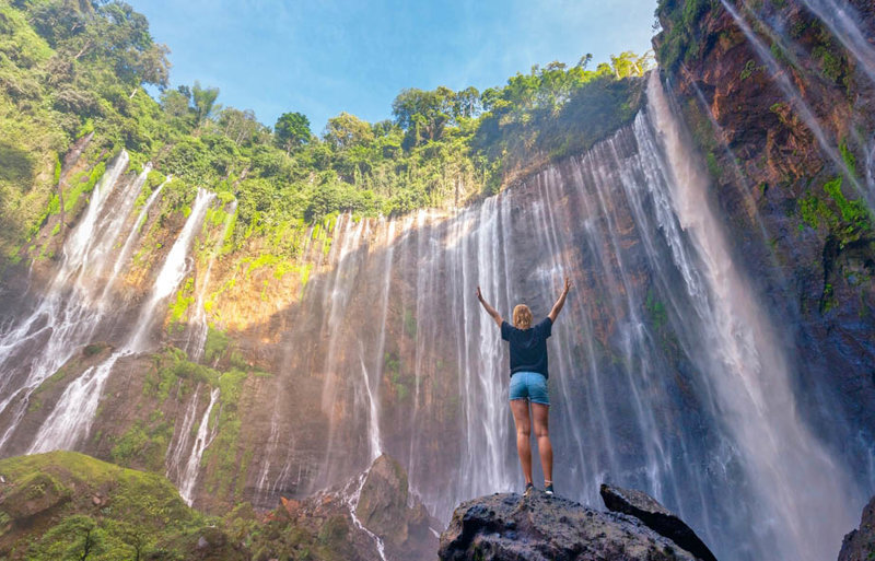 Explorers: Ινδονησία - Ιάβα & Βόρνεο 