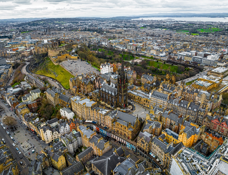 Διασχίζουμε την παλιά πόλη του Εδιμβούργου