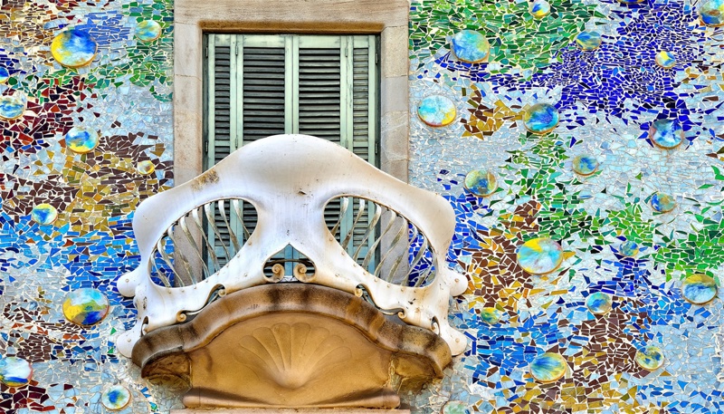 Τα εμβληματικά κτίρια του Γκαουντί & του Μοντανέρ