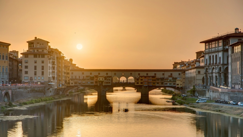 Στην Παλιά Γέφυρα