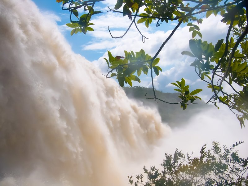 Βαρκάδα στη λίμνη Κανάιμα - εκδρομή στους καταρράκτες Σάπο