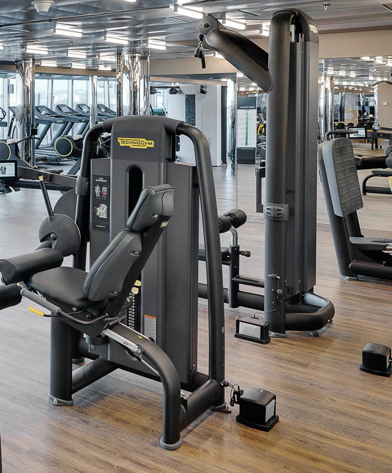 Γυμναστήριο και πισίνα 