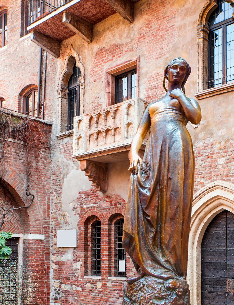 Ξεναγήσεις & επισκέψεις στα σημαντικότερα μνημεία και αξιοθέατα