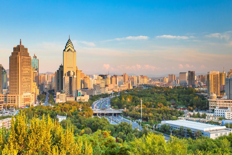 ΚΑΣΓΚΑΡ – πτήση για ΟΥΡΟΥΜΤΣΙ: ξενάγηση (ΔΡΟΜΟΣ ΤΟΥ ΜΕΤΑΞΙΟΥ)