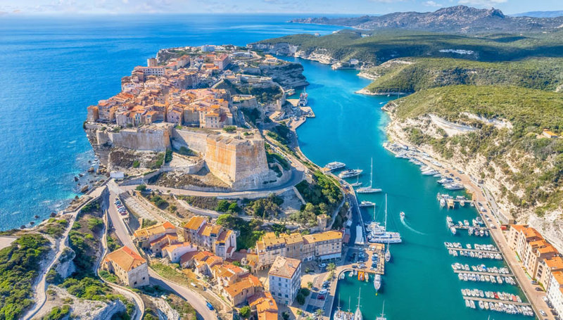 Μπονιφάτσιο, Κορσική