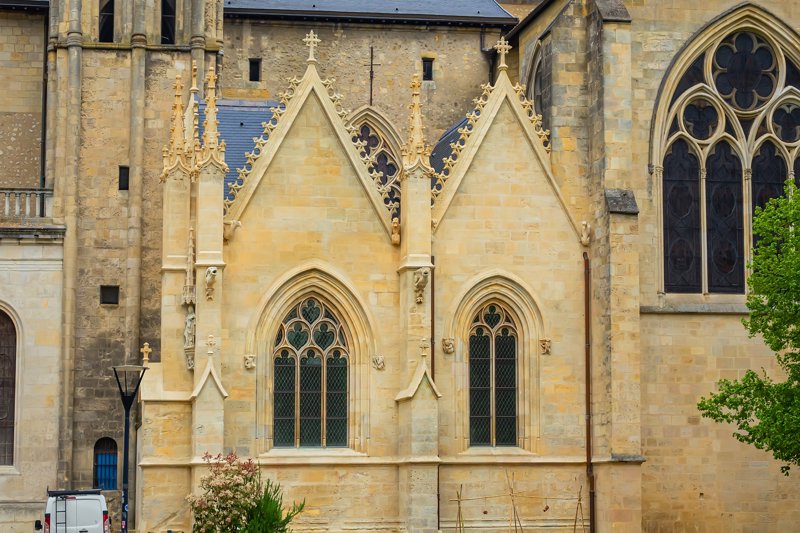 Βασιλική Σεν Σερέν, Μπορντώ