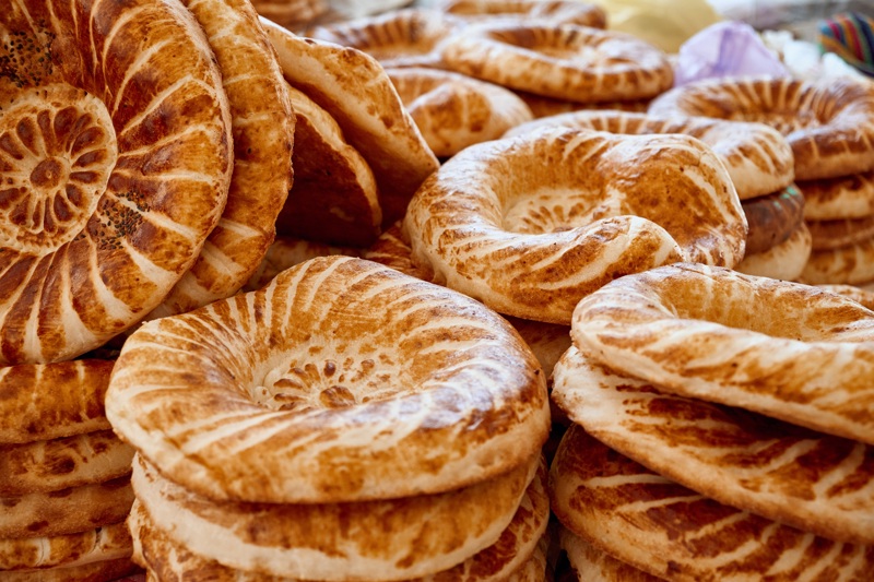 Ζυμώνοντας σε παραδοσιακό φούρνο