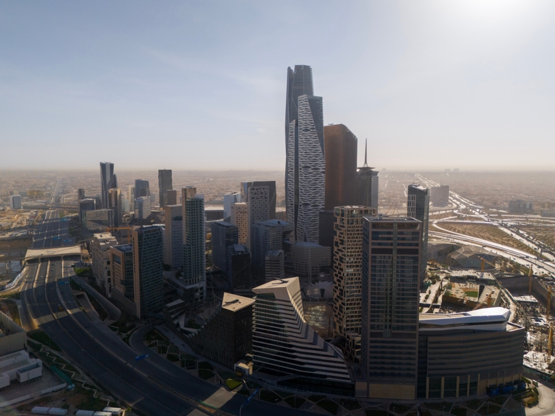 ΑΘΗΝΑ/ΘΕΣΣΑΛΟΝΙΚΗ/ΛΑΡΝΑΚΑ – πτήση για ΡΙΑΝΤ