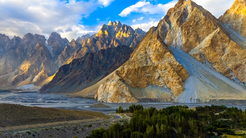 ΚΑΡΑΚΟΡΟΥΜ - ΟΝΤΖΙ