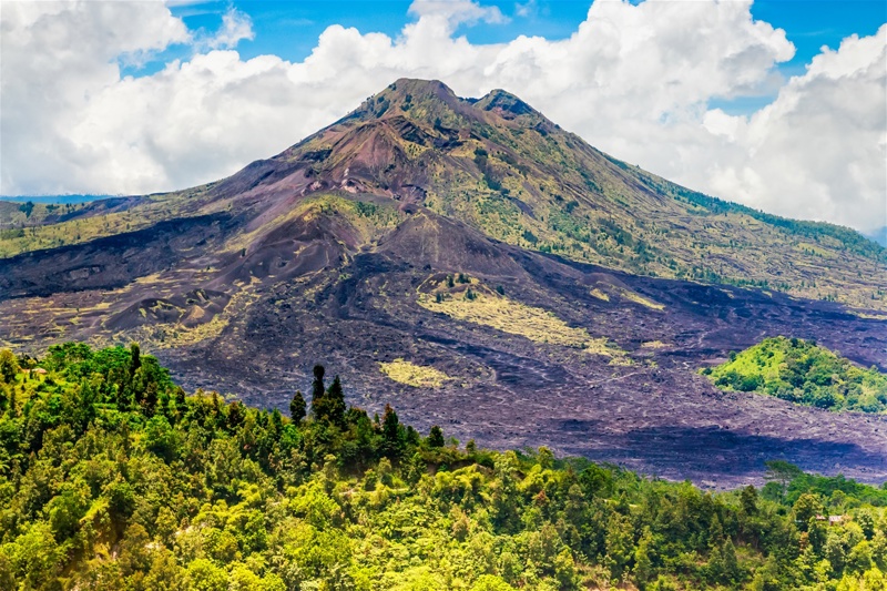 Εκδρομή στο ηφαίστειο Κινταμάνι