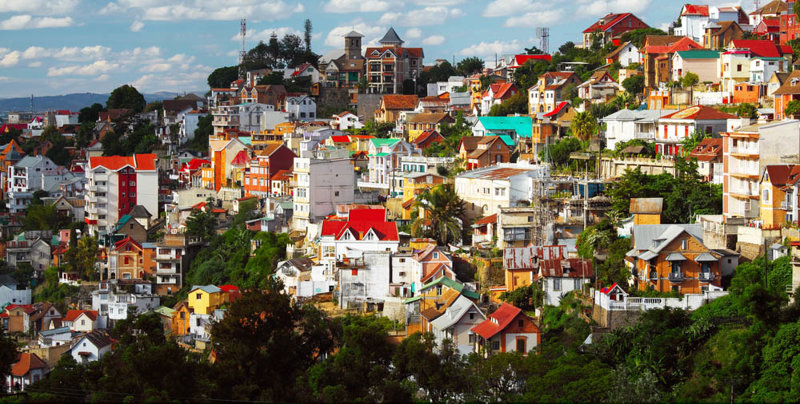 Ανταναναρίβο, Ταναναρίβη ή Τάνα;