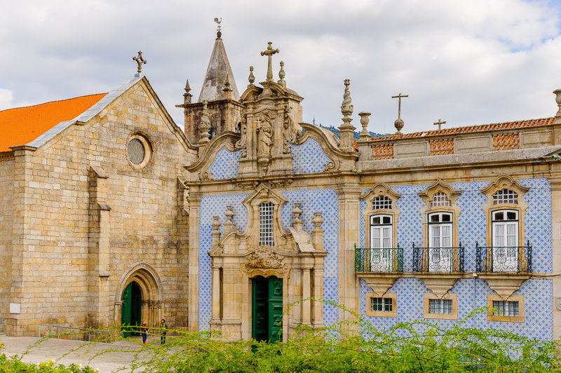 ΠΟΡΤΟ – ΜΠΡΑΓΚΑ – ΓΚΙΜΑΡΑΕΣ – ΠΟΡΤΟ