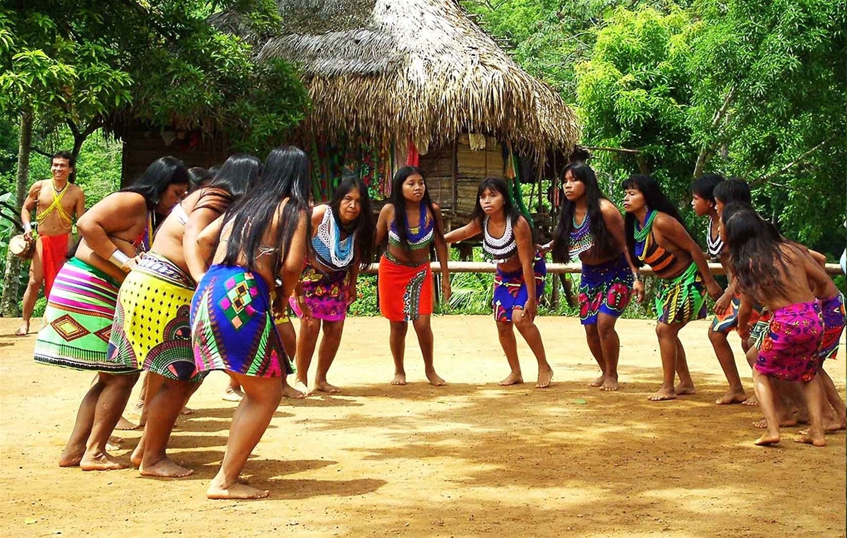 Παναμάς: Ινδιάνοι Εμπερά, η ζωή είναι αλλιώς στους ποταμούς | Versus Travel